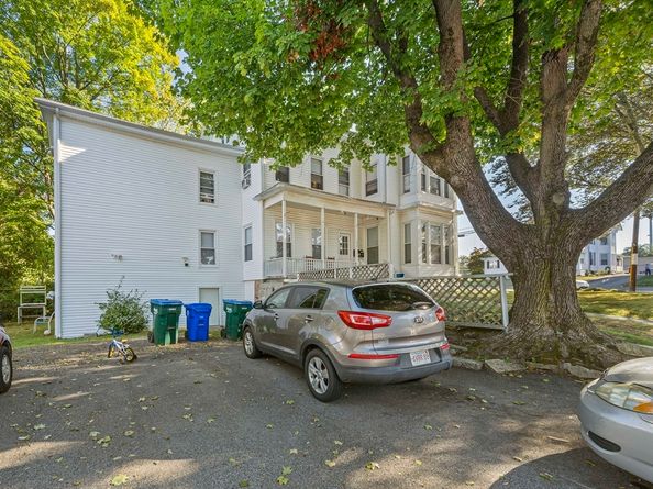 152 S Franklin St, Holbrook MA 02343