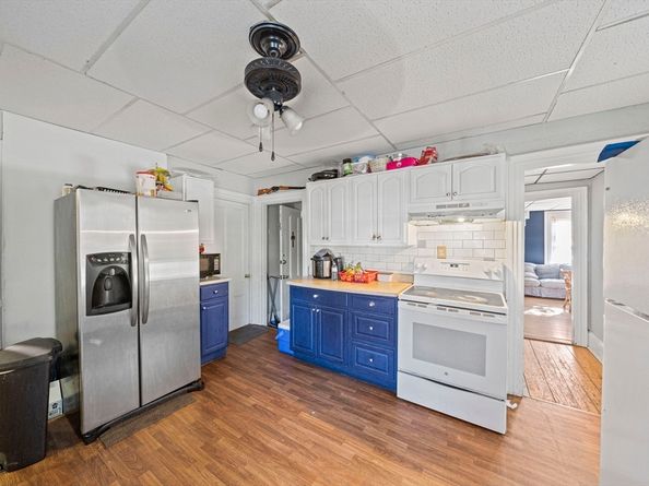 152 S Franklin St, Holbrook MA 02343