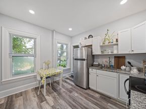 152 S Franklin St, Holbrook MA 02343