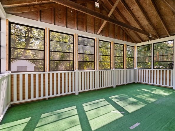 34 West St, Westford MA 01886