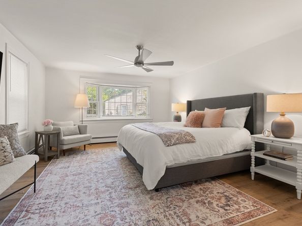 34 West St, Westford MA 01886