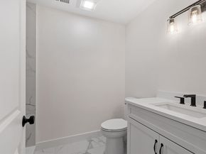 117 Montvale Ave, Woburn MA 01801