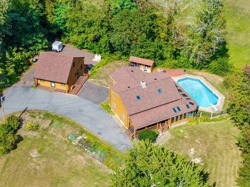 9 Upland Rd