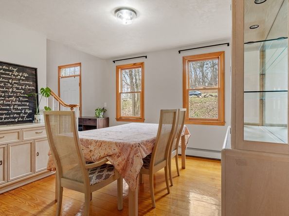 76 Woobly Rd, Bolton MA 01740