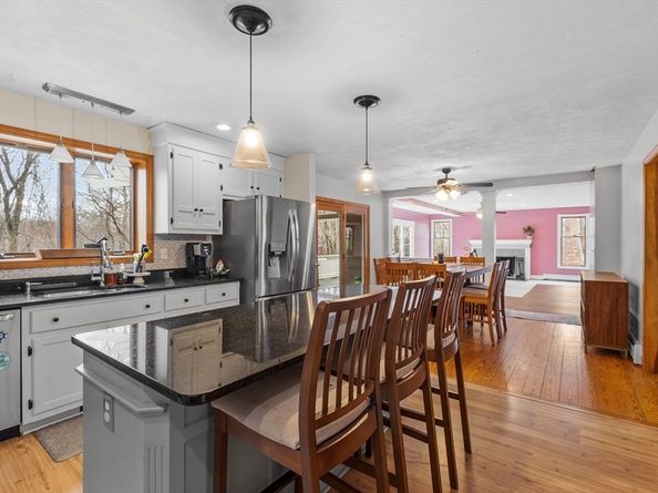 76 Woobly Rd, Bolton MA 01740