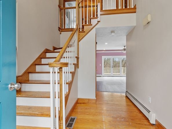 76 Woobly Rd, Bolton MA 01740