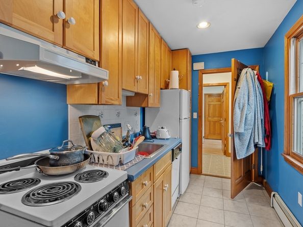 76 Woobly Rd, Bolton MA 01740