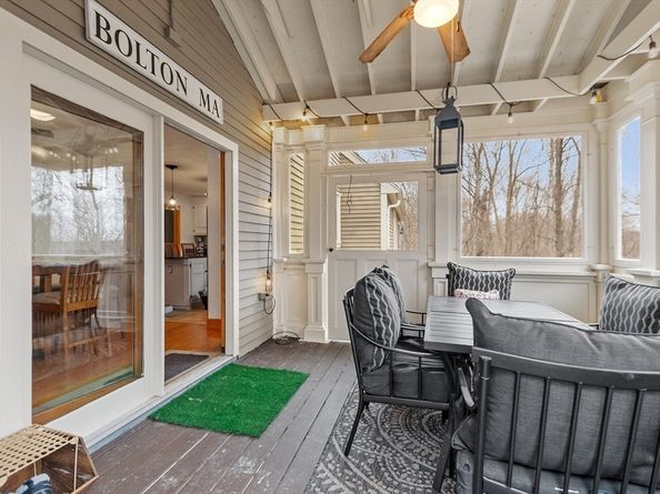 76 Woobly Rd, Bolton MA 01740