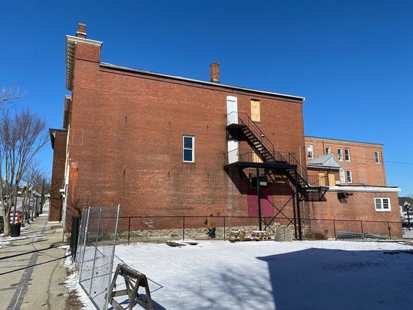 318 Main St, Southbridge MA 01550