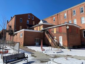 318 Main St, Southbridge MA 01550