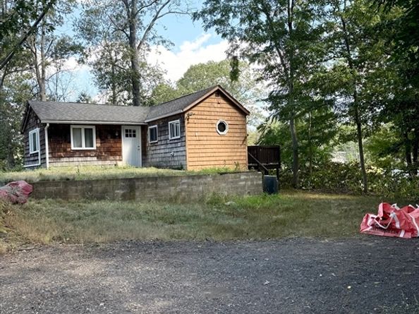 10 Pearl Road, Billerica MA 01821