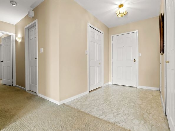 40 Village Rd 1601, Middleton MA 01949