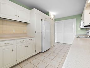 40 Village Rd 1601, Middleton MA 01949