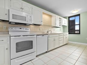40 Village Rd 1601, Middleton MA 01949