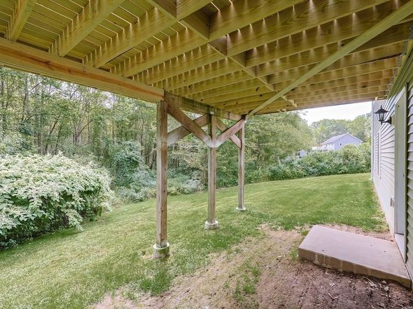 30 Town Farm Rd, North Brookfield MA 01535