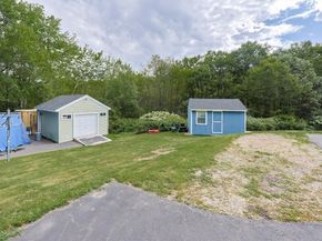 30 Town Farm Rd, North Brookfield MA 01535