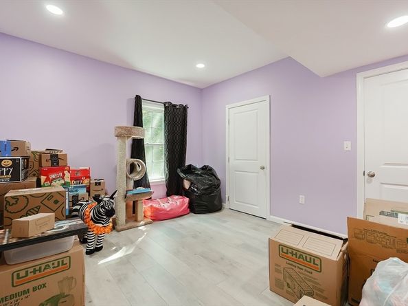 30 Town Farm Rd, North Brookfield MA 01535