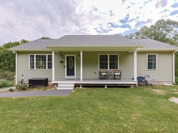 30 Town Farm Rd
