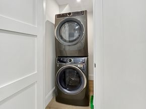 6 Weld Hill St 1, Boston MA 02130