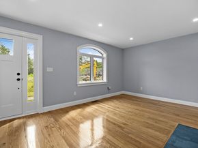 6 Lovis Ave, Wakefield MA 01880