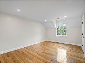 6 Lovis Ave, Wakefield MA 01880