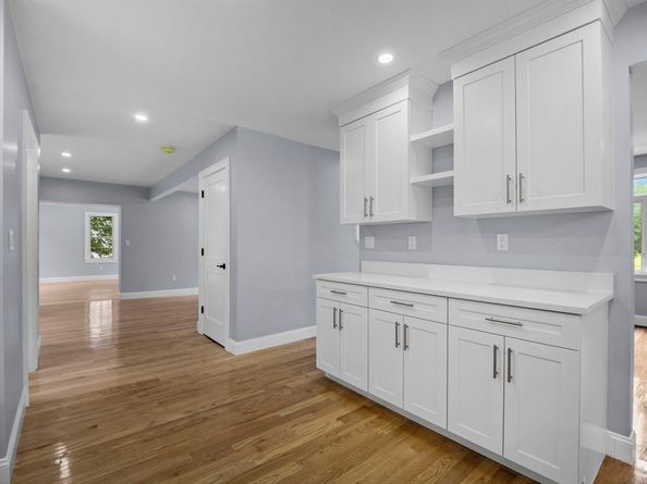 6 Lovis Ave, Wakefield MA 01880