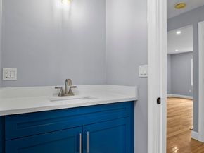 6 Lovis Ave, Wakefield MA 01880
