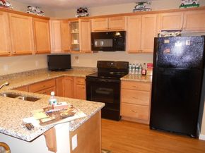 5 Virginia Drive 5B, Leicester MA 01542