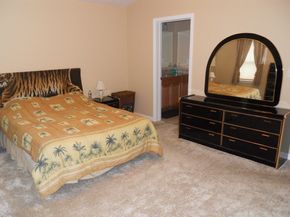 5 Virginia Drive 5B, Leicester MA 01542