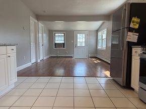13 Fir St, Wareham MA 02571