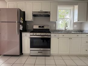 13 Fir St, Wareham MA 02571
