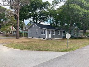 13 Fir St, Wareham MA 02571
