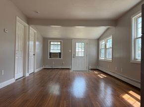 13 Fir St, Wareham MA 02571