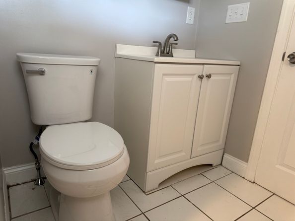 13 Fir St, Wareham MA 02571