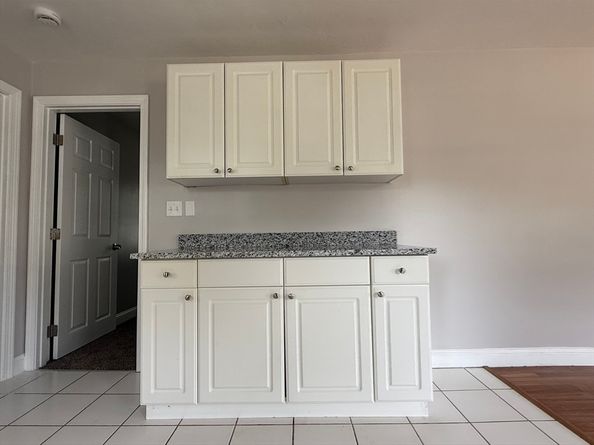 13 Fir St, Wareham MA 02571