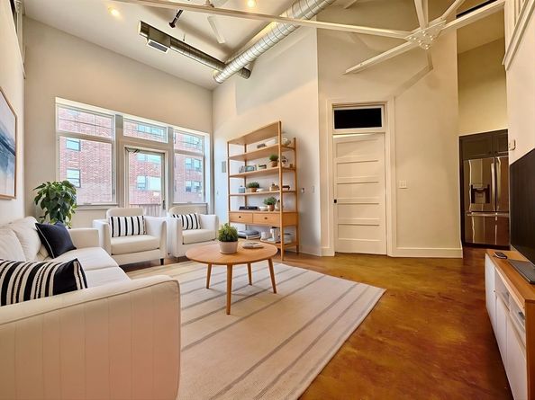 1861 Dorchester Ave 7, Boston MA 02124