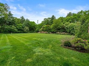 12 Haven St, Dover MA 02030