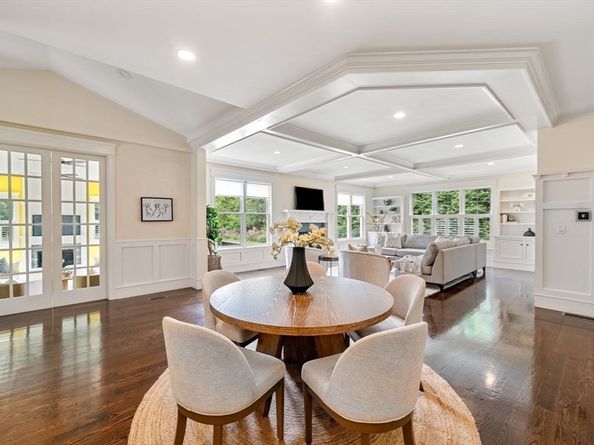 12 Haven St, Dover MA 02030