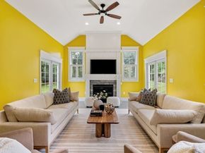 12 Haven St, Dover MA 02030