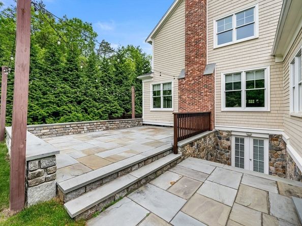 12 Haven St, Dover MA 02030