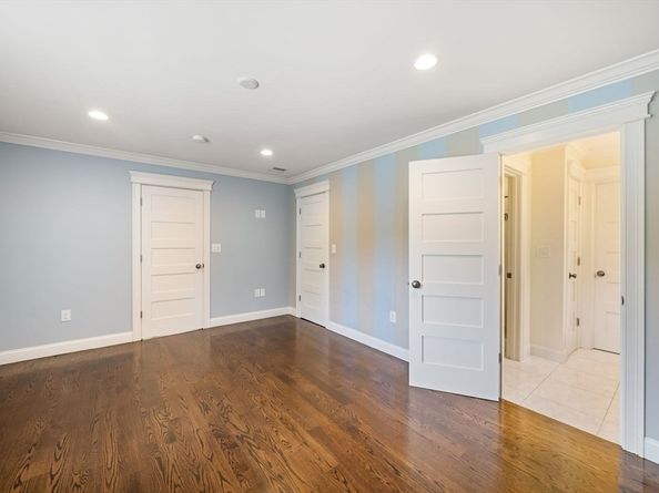 12 Haven St, Dover MA 02030