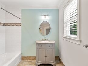 12 Haven St, Dover MA 02030