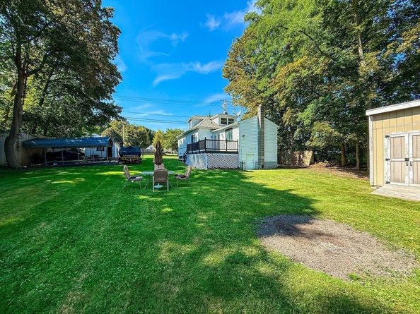 82 Holden St, Worcester MA 01605