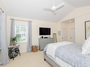 31 Split Rock Ln, Mattapoisett MA 02739