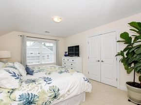 31 Split Rock Ln, Mattapoisett MA 02739