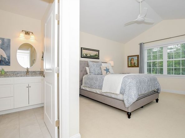 31 Split Rock Ln, Mattapoisett MA 02739