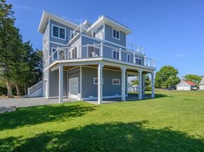 1 Starboard Way, Mattapoisett MA 02739