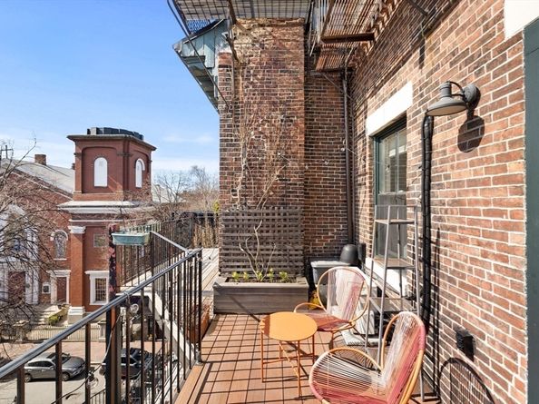 312 Shawmut Ave 7, Boston MA 02118
