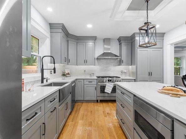 345 Cambridge St, Burlington MA 01803