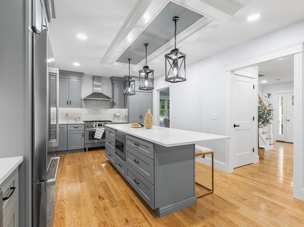 345 Cambridge St, Burlington MA 01803